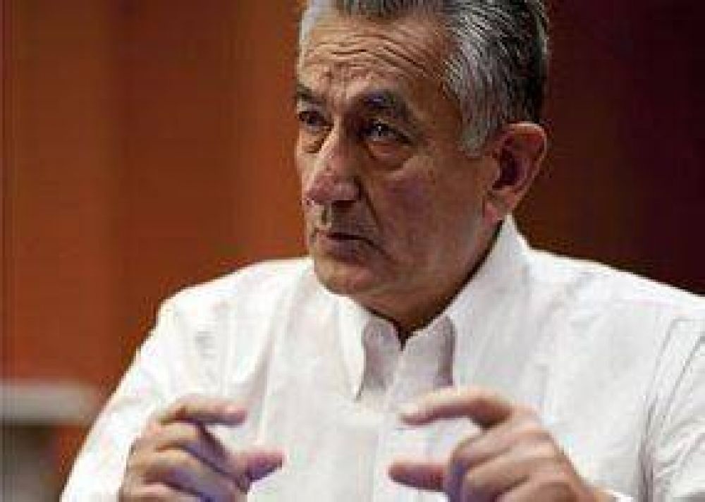 El diario El Mundo entrevist� a Rodr�guez Sa� y elogi� el modelo puntano
