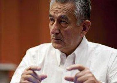 El diario El Mundo entrevist� a Rodr�guez Sa� y elogi� el modelo puntano