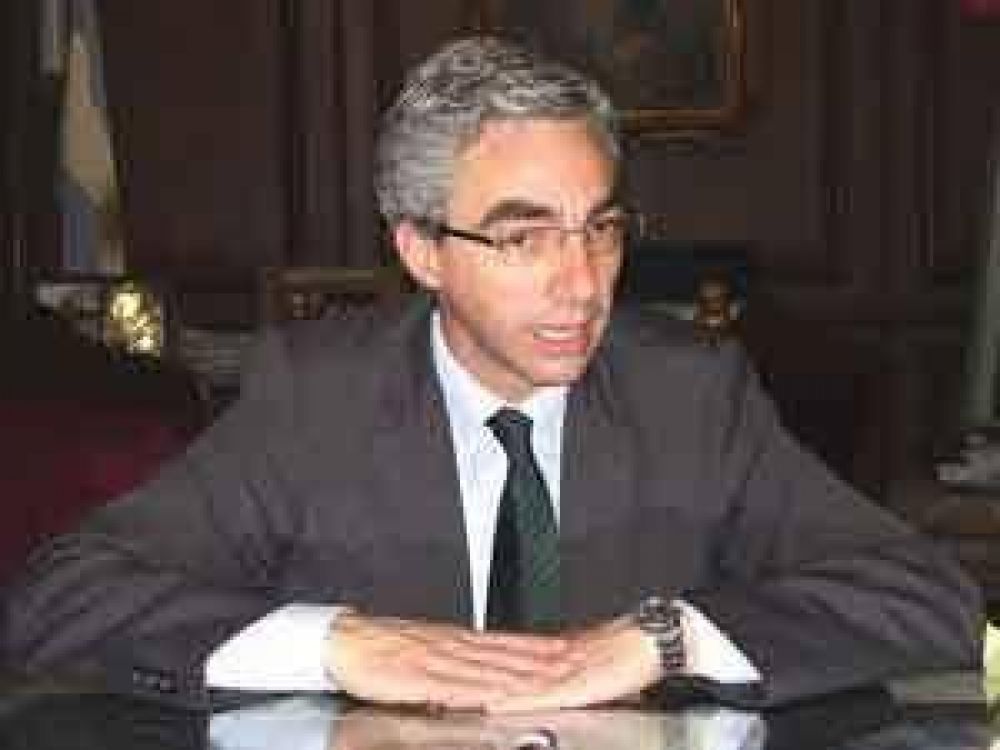 EL INTENDENTE ANALIZO VARIOS TEMAS DE ACTUALIDAD LOCAL  Meoni neg� que promueva la instalaci�n del bingo que existe en Pergamino