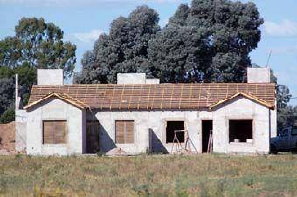 Se prepar� la documentaci�n y se iniciaron gestiones para acceder al programa: La comuna cuenta con m�s de 400 lotes para la segunda etapa del Plan Federal