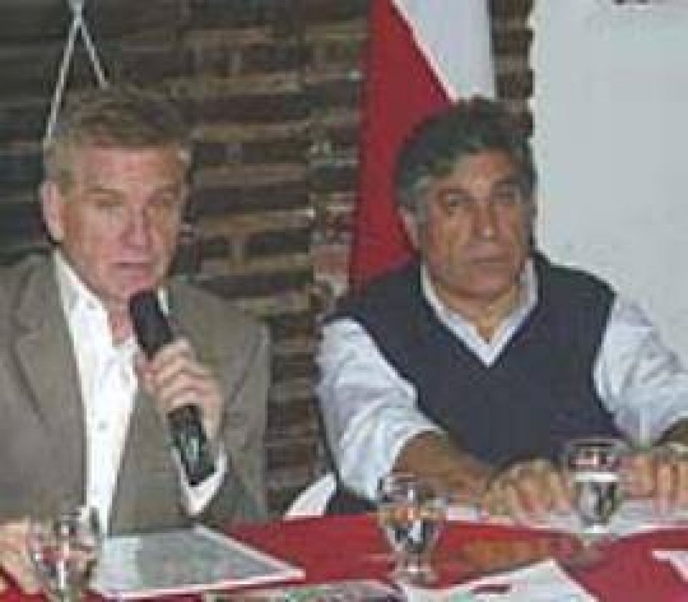 De Narv�ez: "queremos sumar el 50 % que no acompa�� a Scioli"