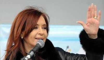 Cristina en Caleta Olivia: "En un mundo que se derrumba, tenemos que revalorizar nuestras propias ideas"