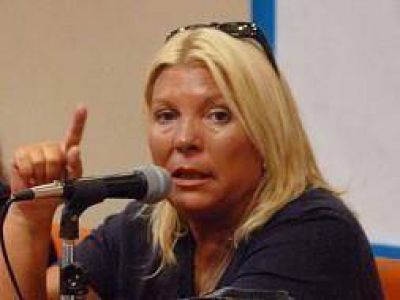 Elecciones 2011: Carri� pidi� votos para sus candidatos