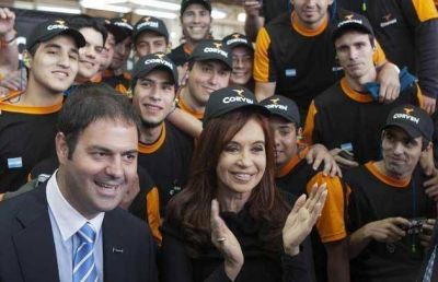 Cristina present� el plan industrial 2020 y reafirm� el rol estatal frente a empresarios