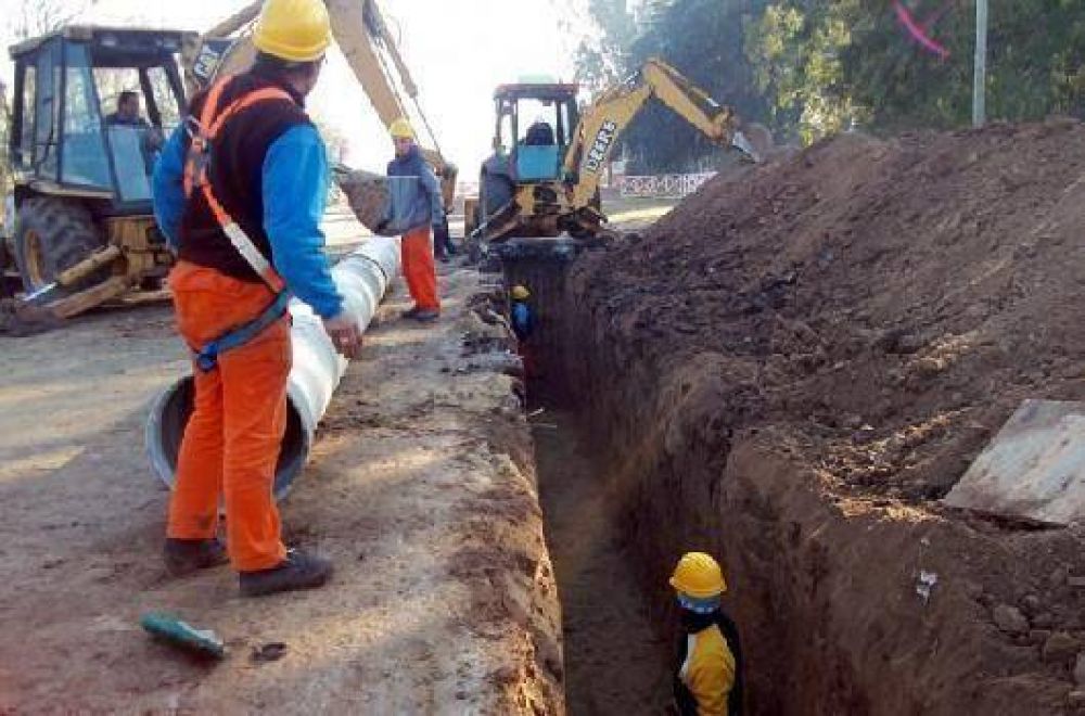 Avanza la obra hidr�ulica para evitar anegamientos en Solano