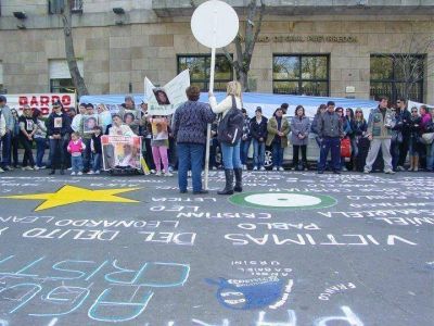 Familiares de V�ctimas del Delito indignados con el Intendente