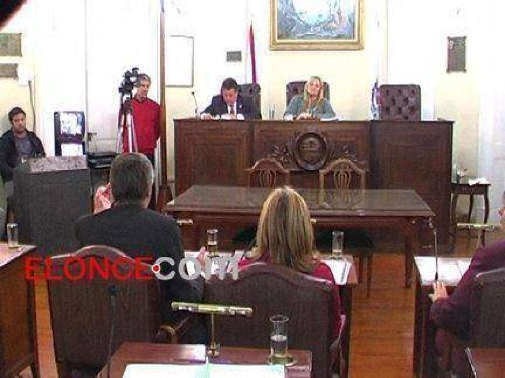 Ingres� al Concejo Deliberante de Paran� el Presupuesto municipal 2012
