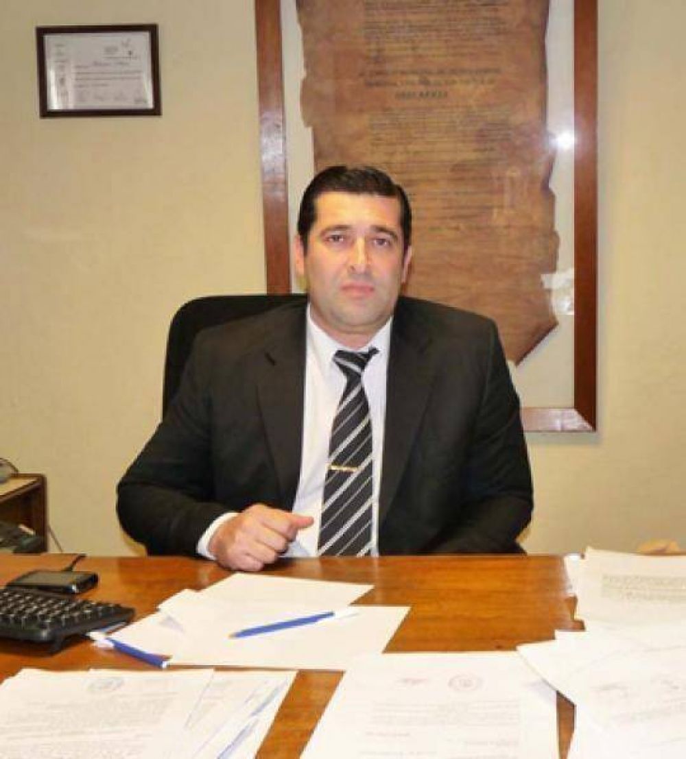 Iribarren dijo �hay que hacer una autocr�tica r�pidamente� en el radicalismo y afirm� que �verg�enza nos da ver c�mo desfilan muchos funcionarios en la justicia�