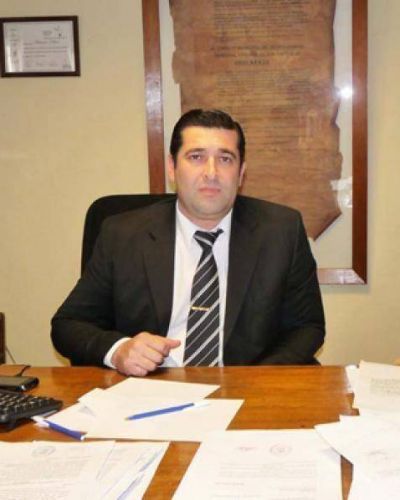 Iribarren dijo �hay que hacer una autocr�tica r�pidamente� en el radicalismo y afirm� que �verg�enza nos da ver c�mo desfilan muchos funcionarios en la justicia�