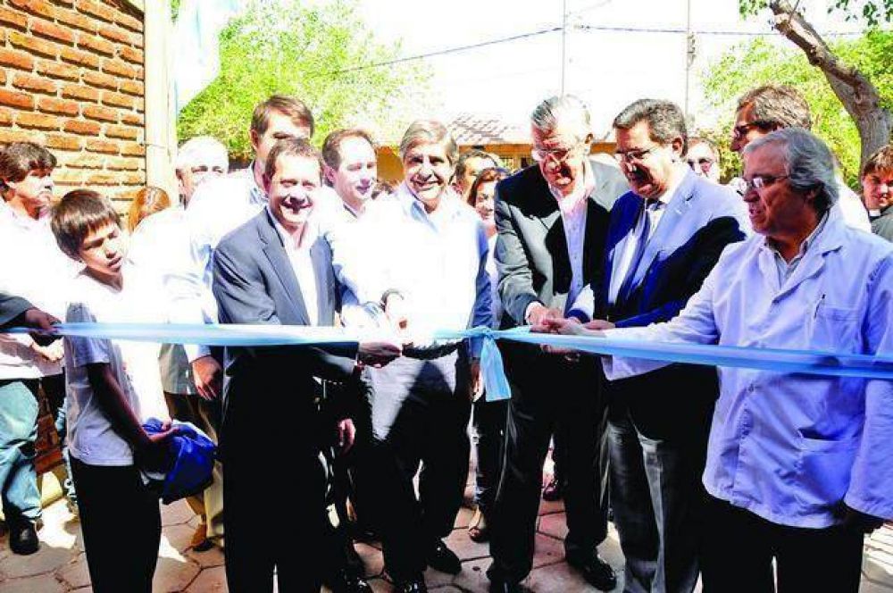 Reformaron el Centro de Salud Villa Marini