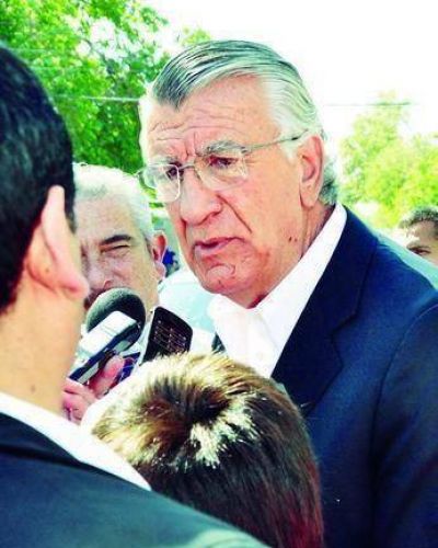 �Hay que ser solidarios y no dejar sin atenci�n a la gente�
