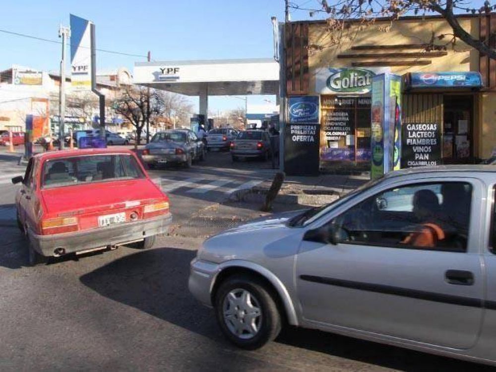 Trabajadores de YPF levantaron las asambleas con bloqueo en las estaciones de servicio