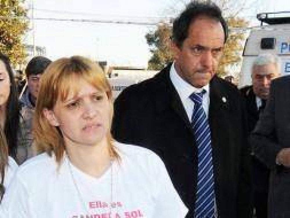 Scioli recibi� a la mam� de Candela