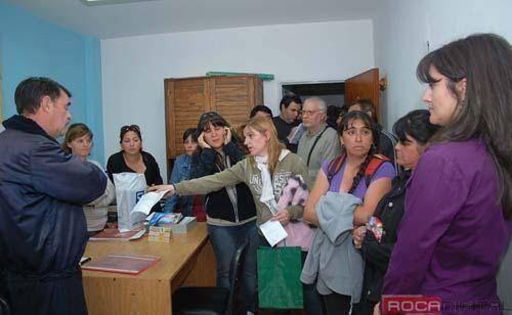 Protesta en la delegaci�n de Educaci�n