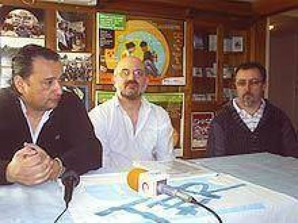 UnTER recorrer� cada escuela con una unidad m�vil de salud