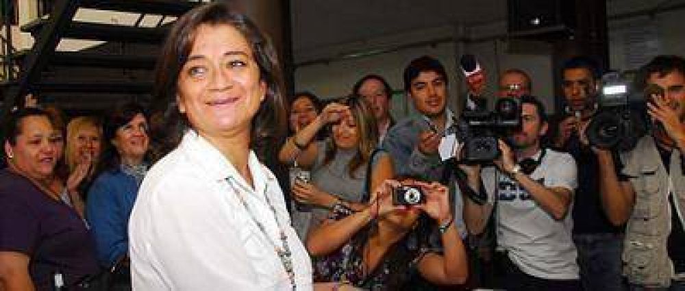 La gobernadora electa quiere "otra miner�a en beneficio de la gente"