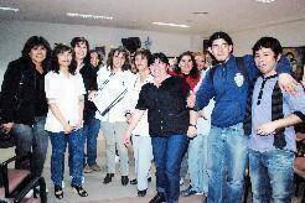 Entregaron terrenos fiscales