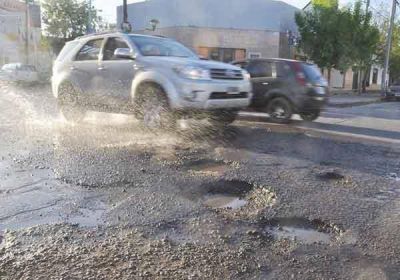 El municipio arregla 30 baches por d�a en promedio en la ciudad