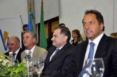 Scioli particip� del cierre de la jornada del Frente Nacional Peronista en Luj�n 