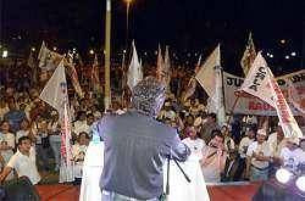 El Frente Grande de la Concertaci�n cerr� su campa�a electoral 