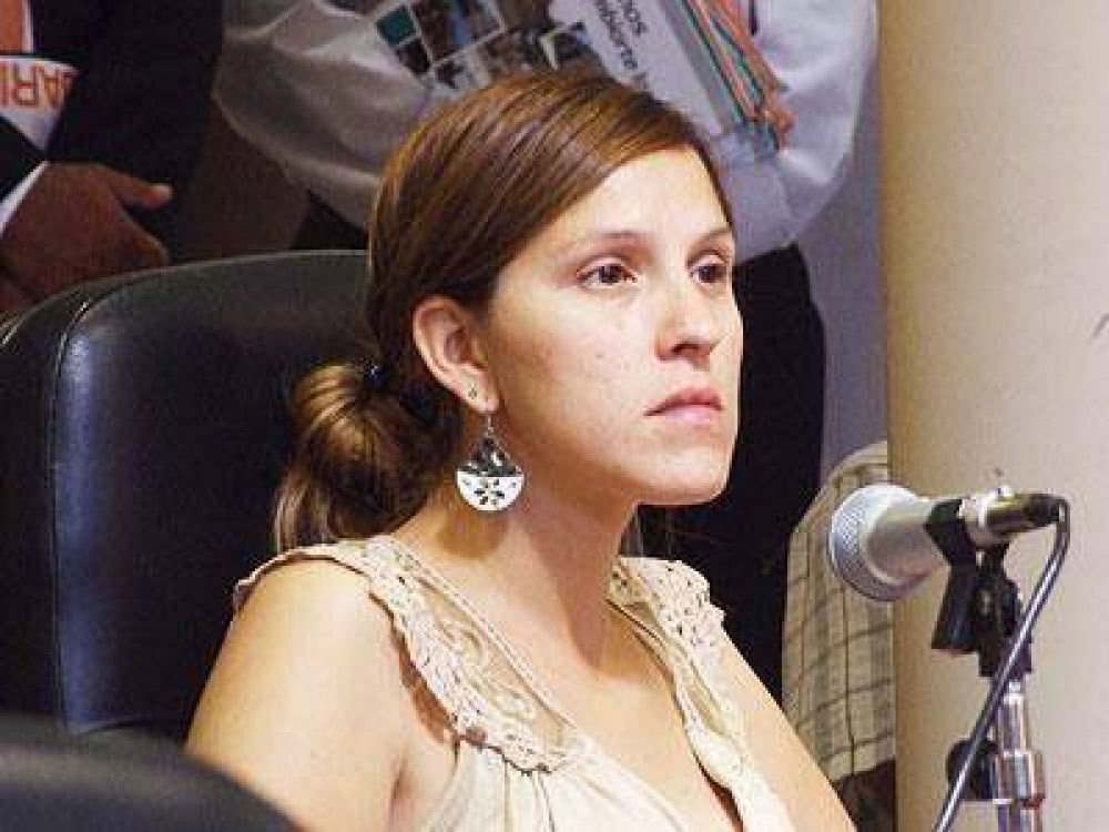Estrada acus� a la oposici�n de no presentar proyectos relevantes