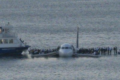 Terror en el aire; milagro en el agua