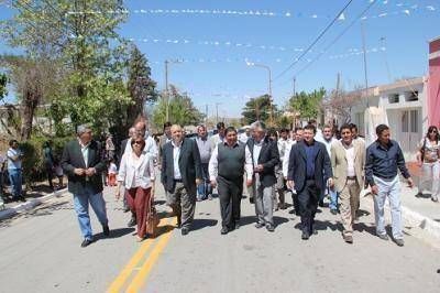 Brizuela del Moral inaugur� mas obras de pavimentaci�n