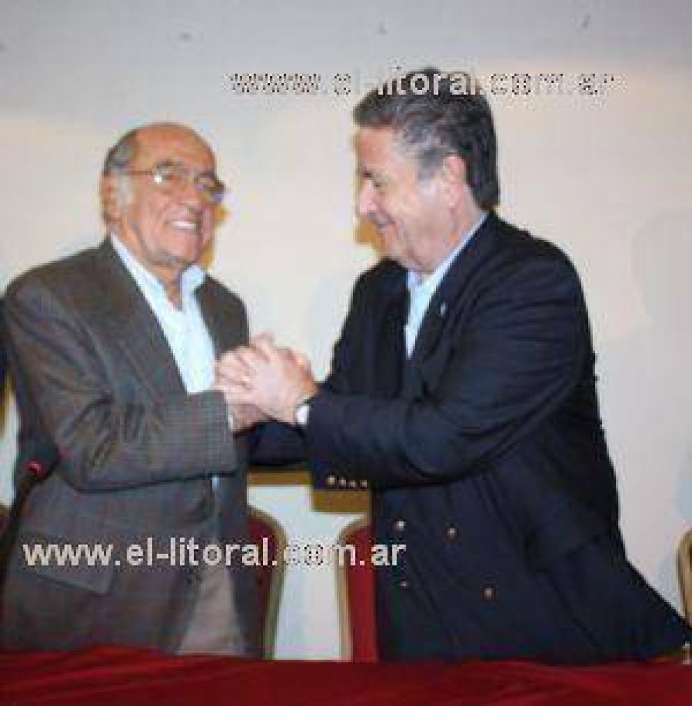 Llega Duhalde con una agenda de trabajo junto a �Pocho�