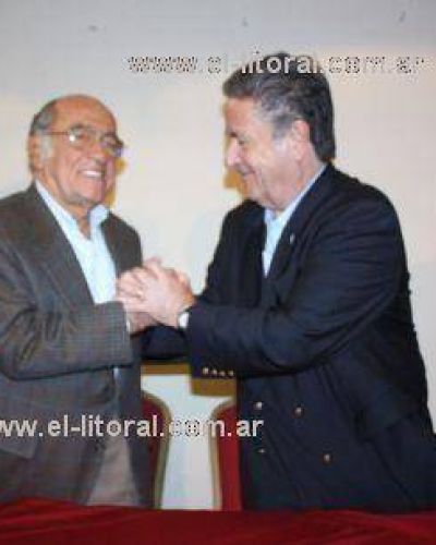 Llega Duhalde con una agenda de trabajo junto a �Pocho�
