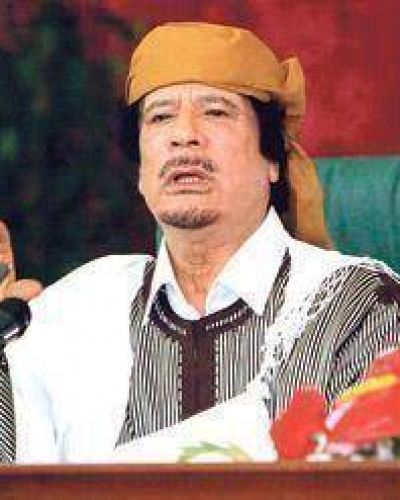 Khadafi pide protestas pac�ficas
