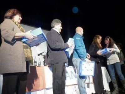 Entregaron m�s de 3 mil netbooks