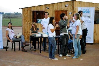 "Un techo para mi pa�s" construir� 24 casas en barrios de Posadas