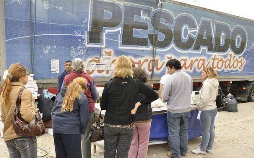 Campana recibi� una vez m�s el Programa Nacional �Pescado para Todos�
