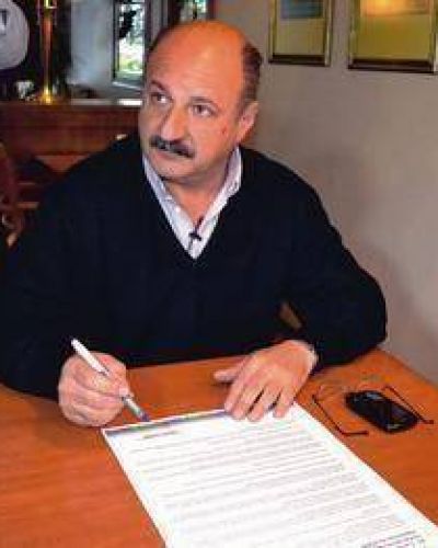 Cazador present� sus propuestas sobre deporte