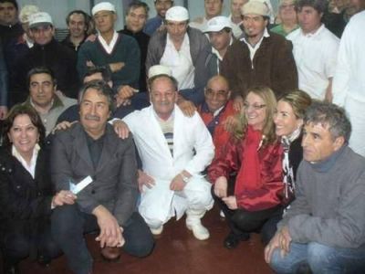 La Ministra Alicia Kirchner recorri� las instalaciones del Frigorifico Bragado