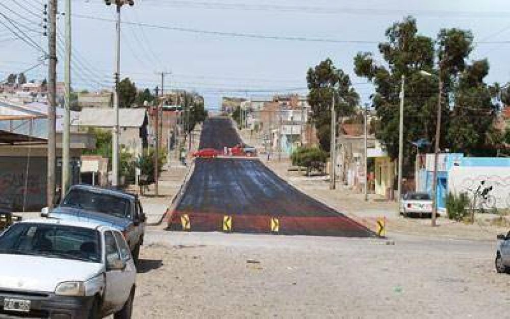 En nueve meses, el Ejecutivo cambi� el destino de fondos por m�s de 52 millones de pesos