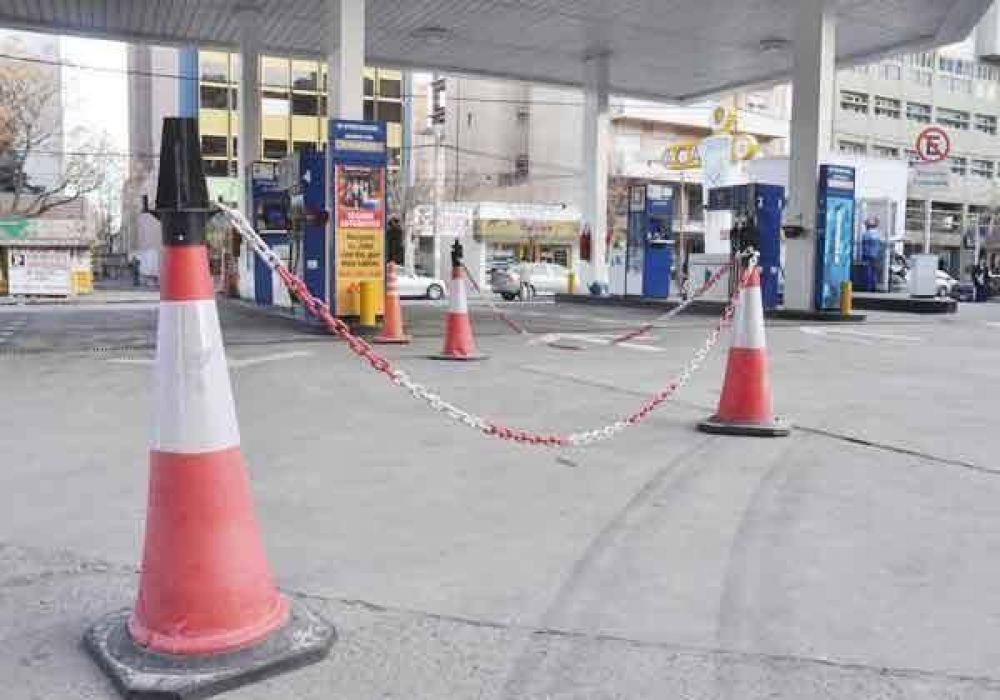 Incertidumbre en gran parte de la provincia por falta de combustible
