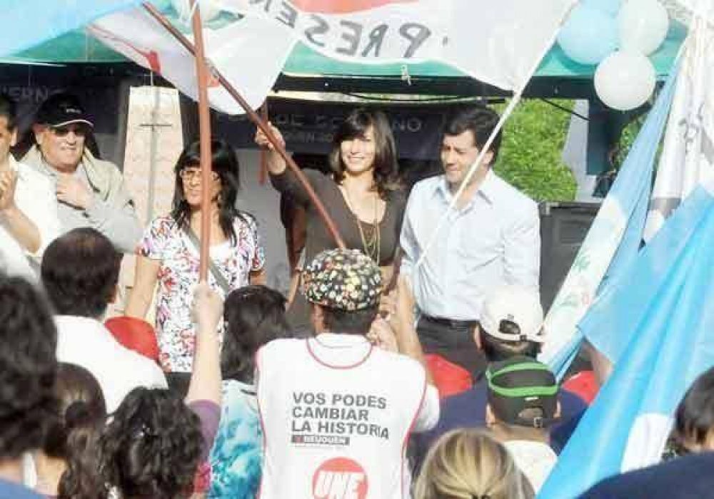 Mansilla asegura que va primero en las encuestas