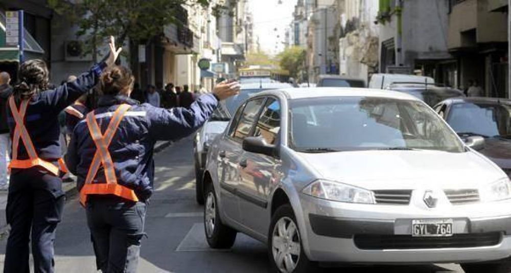 Tr�nsito: Fein duplicar� los inspectores y apurar� el uso del carn� por puntos