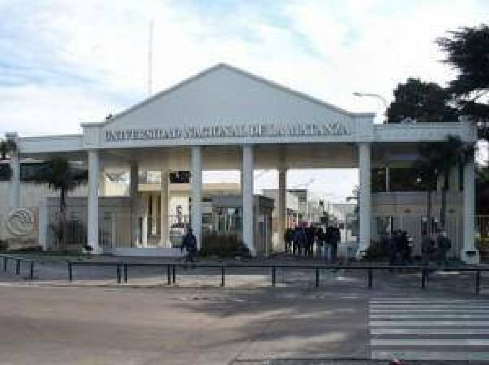 La UNLaM firm� un convenio con el Ministerio de Producci�n de la Provincia