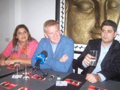 De Narv�ez: �La Provincia necesita un gobernador y no un gobernado�