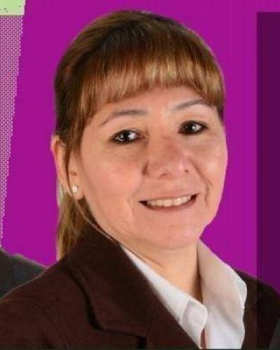 Se baj� Marina Andrada la candidata de Duhalde