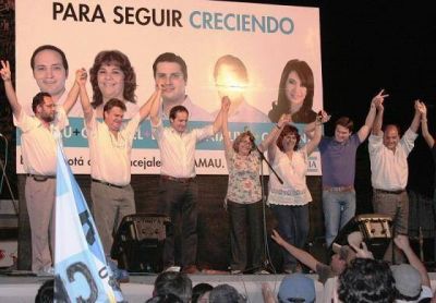 Camau ratific� el desaf�o de seguir transformando la ciudad