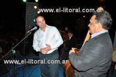Camau con Bofill: �Podemos hacer muchas cosas con respeto y claridad�