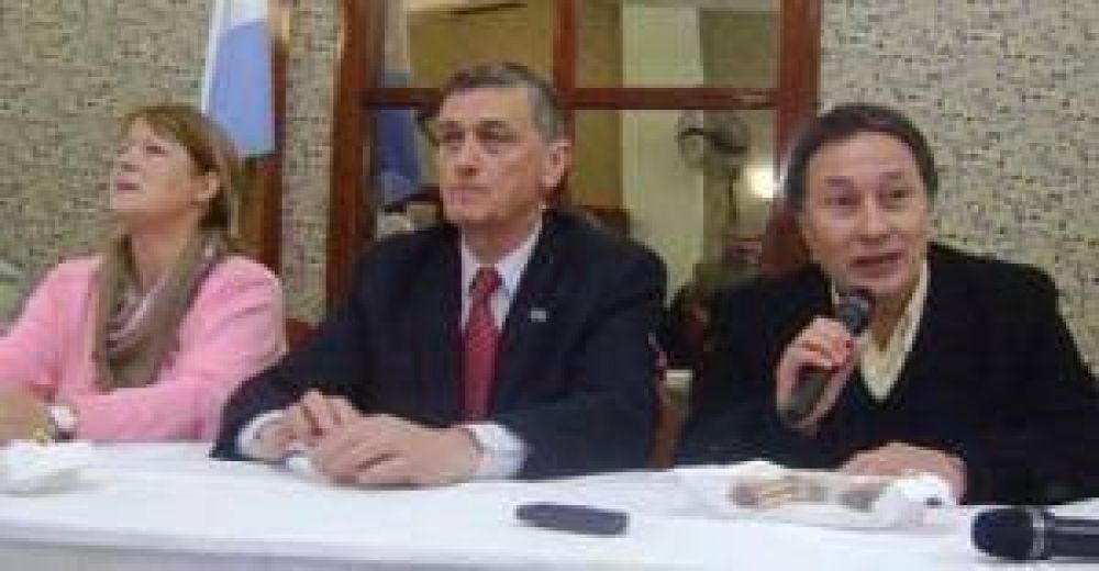 Binner recorrer� las instalaciones de la Universidad de La Matanza