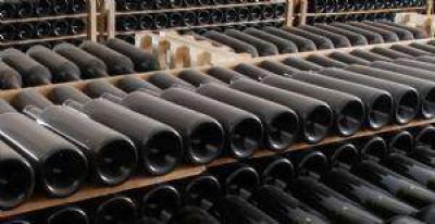 Jaque anuncia hoy un operativo de rescate del valor del vino