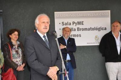 El Municipio inaugur� la Sala Pyme en el Sector Industrial