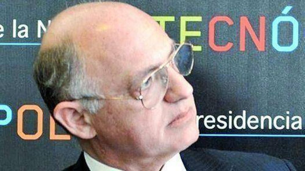 Silencio del Gobierno, a la espera de una se�al de EE.UU.