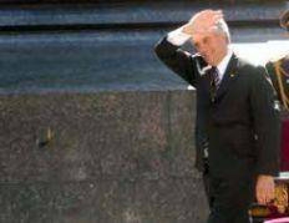 Sorpresa y cr�ticas a la hip�tesis de guerra de Tabar� V�zquez