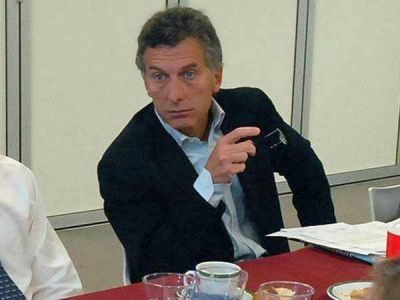 Macri ofreci� al Gobierno fortalecer controles ante un posible ataque iran�